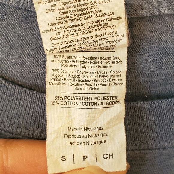 Like New Gilmore Girls In Omnia Paratus Shirt S - Picture 3 of 3